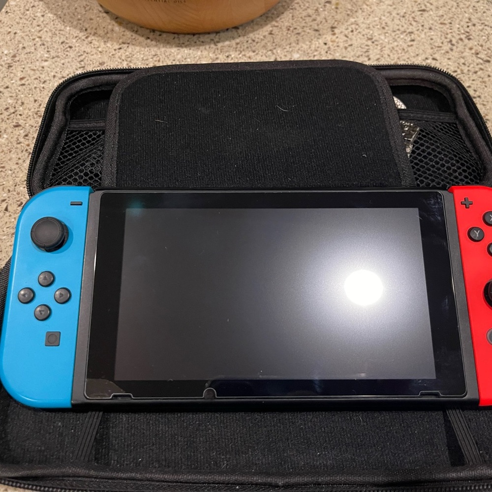 Nintendo Switch with 9 games